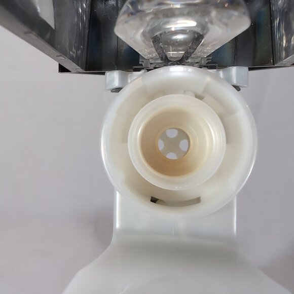 Bath & Body Works Wallflower Plug Christmas Lantern Nightlight Holly Holiday - Picture 9 of 9